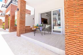 Beautiful 1 Bedroom in Great Location