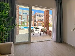 Beautiful 1 Bedroom in Great Location