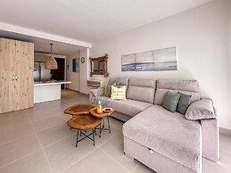 Cozy and Beautiful Apartment at the Beach
