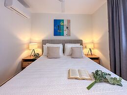 Cozy and Beautiful Apartment at the Beach