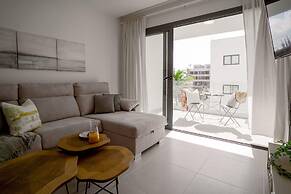 Cozy and Beautiful Apartment at the Beach