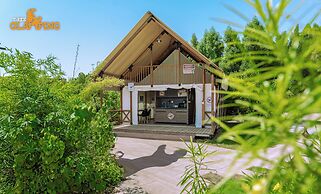 T-Rex Glamping, Dubai Parks and Resorts