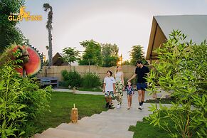 T-Rex Glamping, Dubai Parks and Resorts