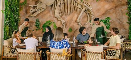T-Rex Glamping, Dubai Parks and Resorts