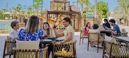 T-Rex Glamping, Dubai Parks and Resorts