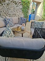 Le Patio Bleu