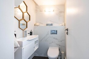Ocean Views 5 Bedroom Apartments