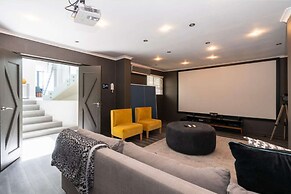 Ocean Views 5 Bedroom Apartments