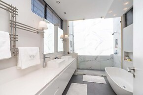 Ocean Views 5 Bedroom Apartments