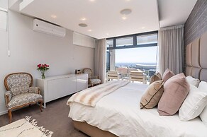 Ocean Views 5 Bedroom Apartments