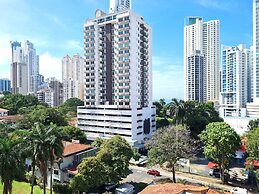 w Modern 2BR In La Cresta