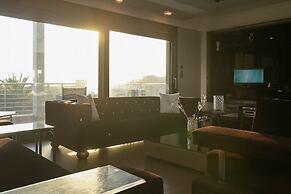 Villa Erytha - Serene Retreat With Views Garden