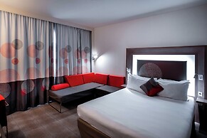 Rénéa Hotel