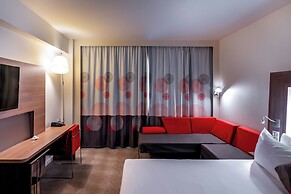 Rénéa Hotel