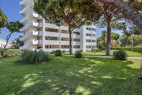 Sunshine Apartment in Vilamoura