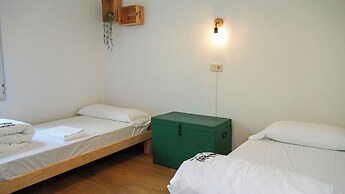 Arena Surf Hotel