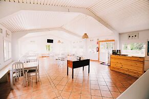 Arena Surf Hotel