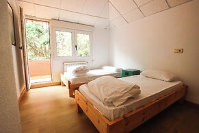 Arena Surf Hotel