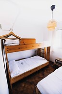 Loredo Surf House
