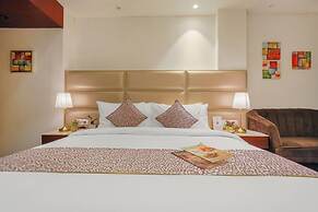 BluSalzz Select City Centre near Golden Temple