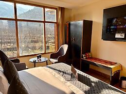 Hotel Oscar Mountain Retreat