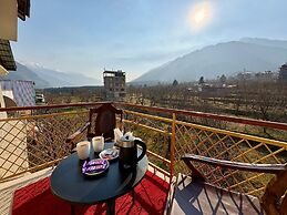 Hotel Oscar Mountain Retreat