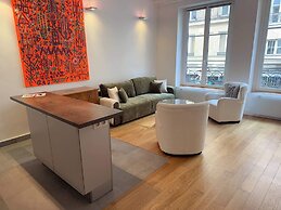 Honore Nest - Elegant 1BR Unit in Saint-honore District