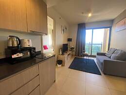 Sea View High Floor 2 Bed Room-excellent Location