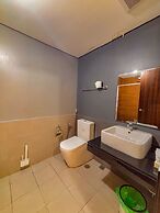 Radiance Manila bay 2 br & 3 bath