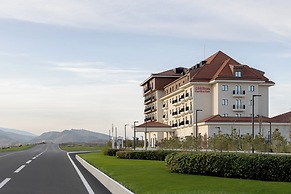 Hilton Garden Inn Agdam