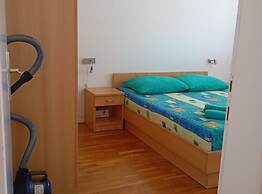 Apartment Tonco Baška Voda