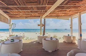 TROPICAL RETREAT at PLAYA LOS CORALES