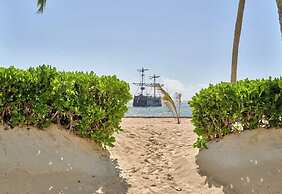 TROPICAL RETREAT at PLAYA LOS CORALES