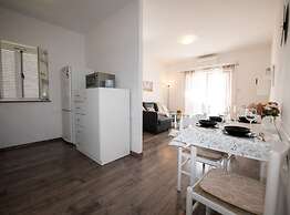 Apartments Mirjana IKA