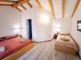 Villa Galant Brgudac - Private Oasis With Pool