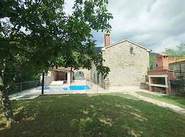 Villa Galant Brgudac - Private Oasis With Pool