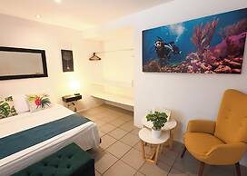 Ocean Lovers Taganga Dive Center& Hostel