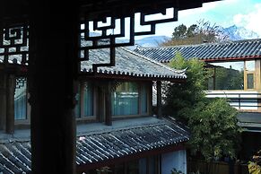 Yulong Sadhu Inn