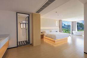 Mountain Search Snow View Hotel