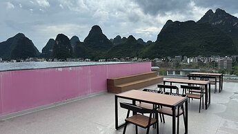 Mountain Search Snow View Hotel