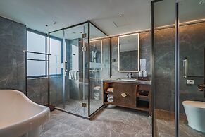 Till Bright Hotel