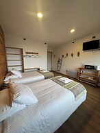 Huillín Lodge
