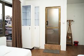 Aarya Wellness & Hostel