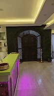 Aarya Wellness & Hostel