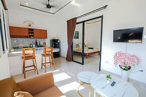 Crystal Flow Guest House & Apartment Canggu