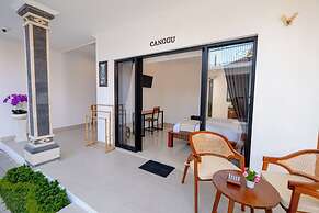 Crystal Flow Guest House & Apartment Canggu
