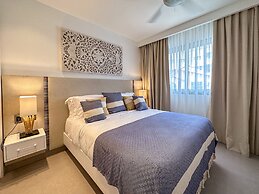 Luxury 3 Bedroom Apartment at the Beach