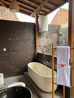 Gunung Gelagah Ubud Villas by EPS