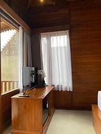 Gunung Gelagah Ubud Villas by EPS