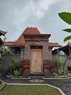 Gunung Gelagah Ubud Villas by EPS
